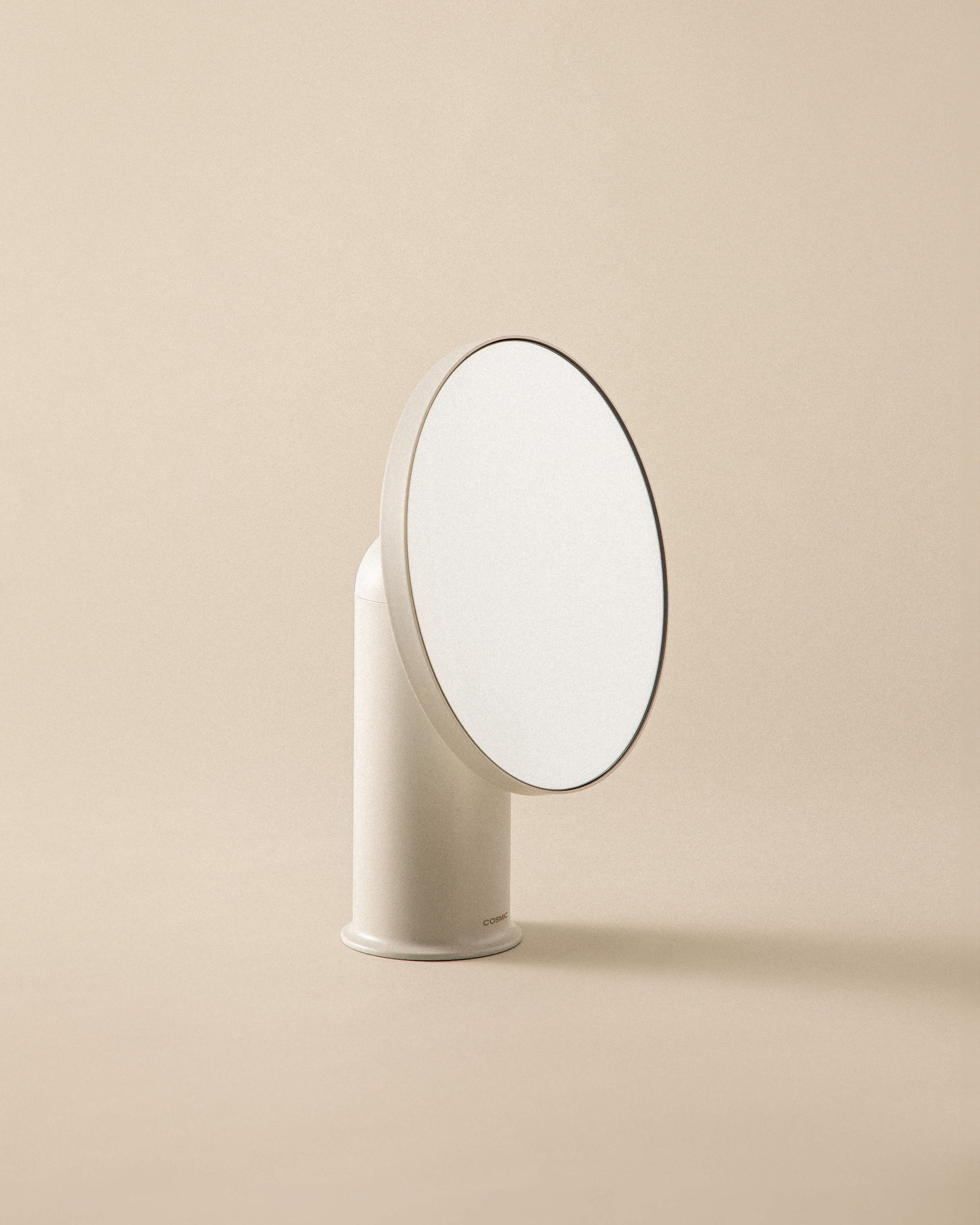 Miroir grossissant Cosmic - collection Geyser - Noir mat